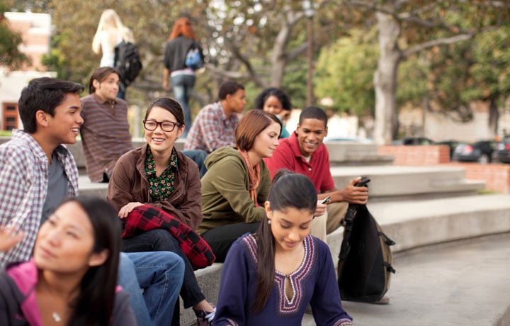 Putting college freshmen on solid financial footing