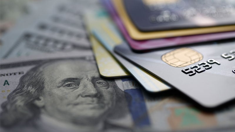 4 tips to help kids establish credit